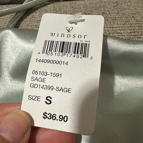 Windsor Mint Mini Dress NWT - Picture 3 of 4